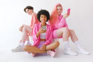 La influencia de las redes sociales en la autoimagen femenina